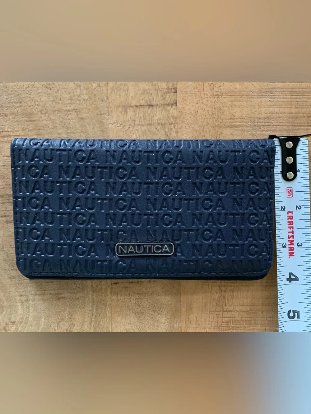 Nautica Men's Navy Embossed Wallet Card Holder like new